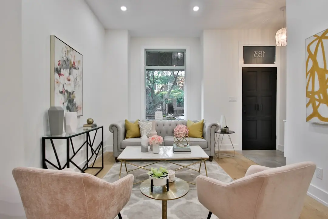 SIGNATURE GLOBAL ULTRA LUXURY LOW RISE INDEPENDENT FLOORS